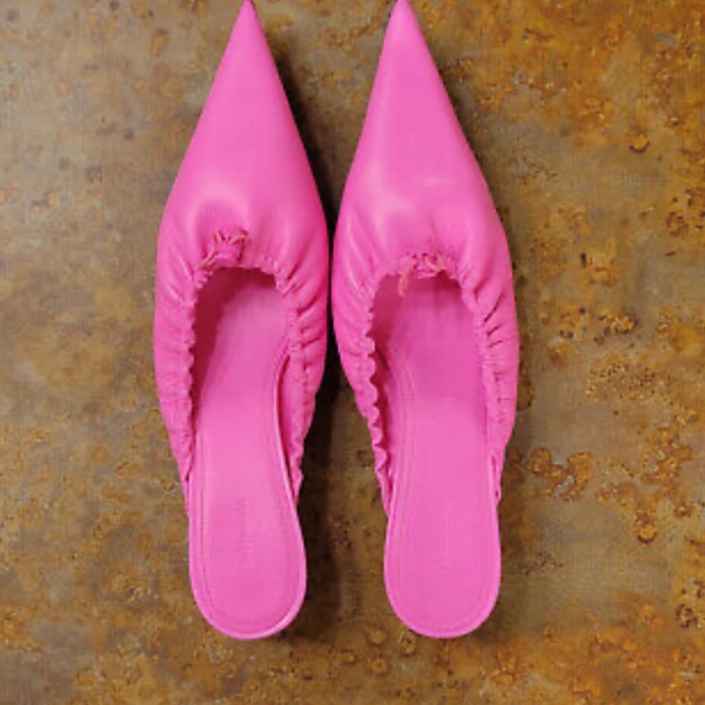 New! Balenciaga Scrunch Knife Mule Pump Pink